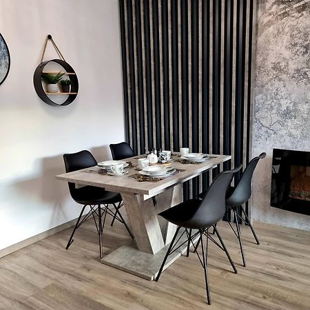 Apartament Jelonek W Karkonoszach Єленя-Ґура Екстер'єр фото
